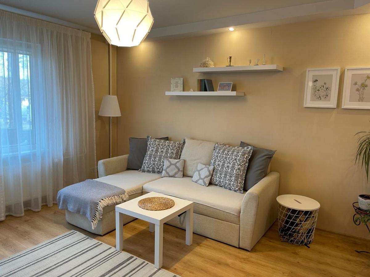 Cozy Home Apartment Lielvardes, Free Parking, Self Check-In 리가 외부 사진